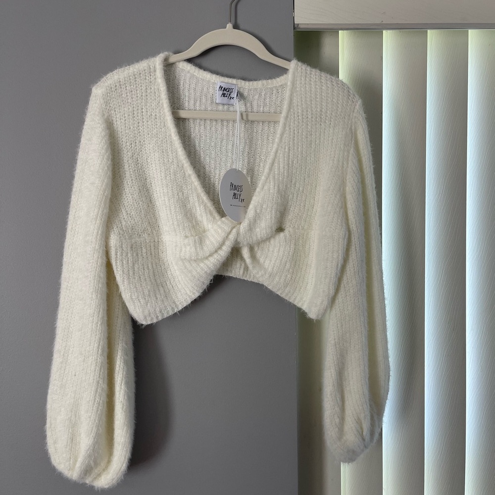 BRAND NEW Princess Polly White Cropped Sweater